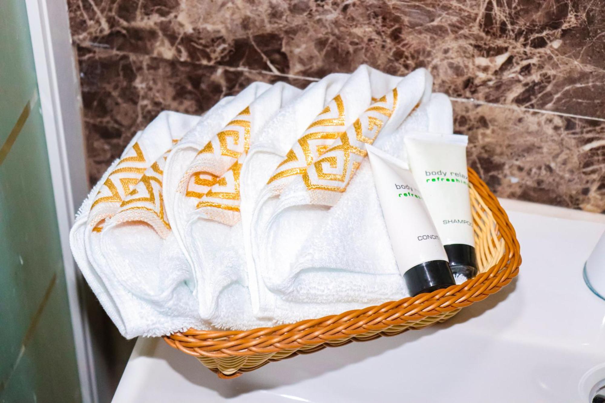 Golden Pyramids Inn Kafret el-Gabal Dış mekan fotoğraf
