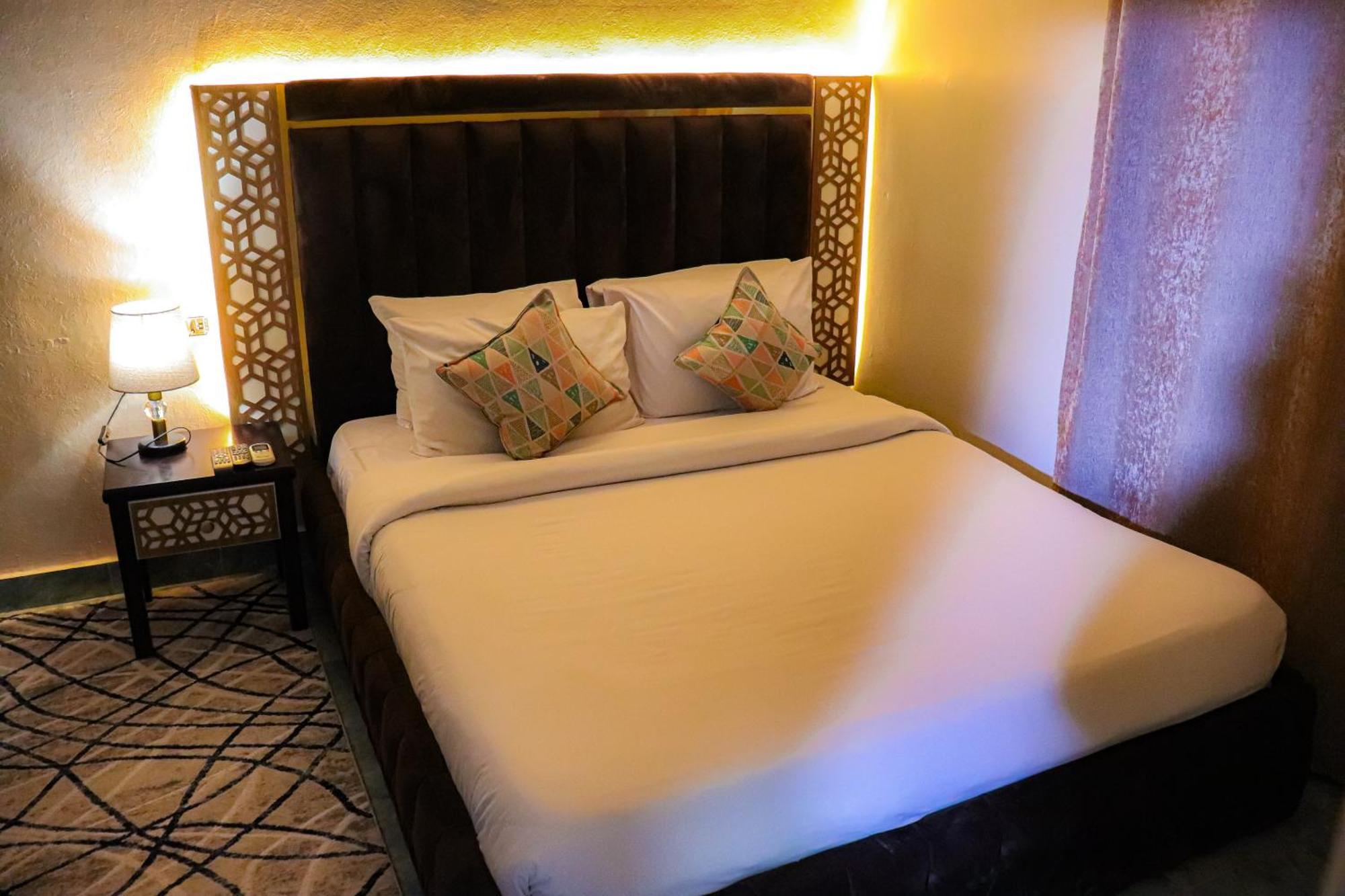 Golden Pyramids Inn Kafret el-Gabal Dış mekan fotoğraf