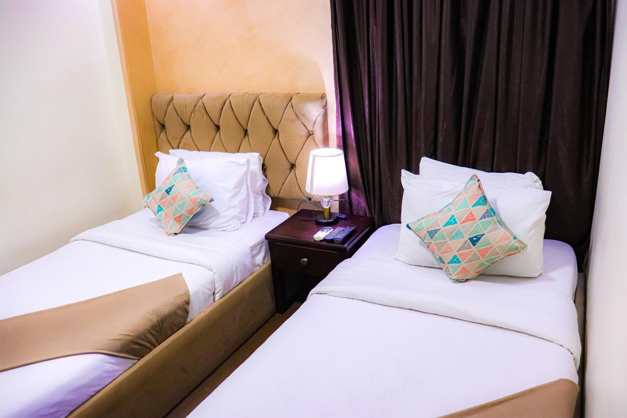 Golden Pyramids Inn Kafret el-Gabal Dış mekan fotoğraf